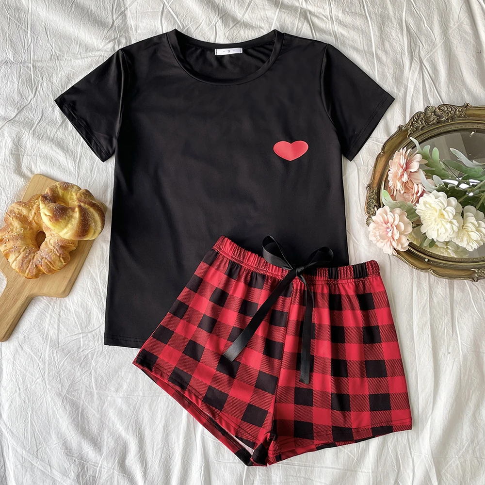 Black and red colors 2 piece tshirt and shorts pajama set girls summer sleep clothing pajams women ladies wholesale cheap, Black& red
Black and red colors 2 piece tshirt and shorts pajama set girls summer sleep clothing pajams women ladies wholesale cheap, Black& red