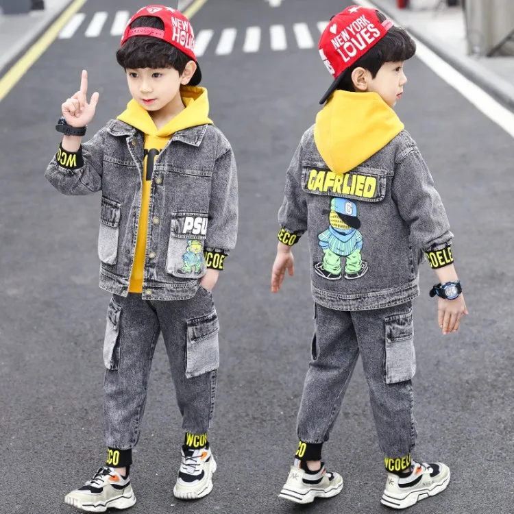 New style fashion spring autumn jeans printing Boys coat and hoodie and jeans pants 3 pieces clothing set for kids, Picture shows
New style fashion spring autumn jeans printing Boys coat and hoodie and jeans pants 3 pieces clothing set for kids, Picture shows