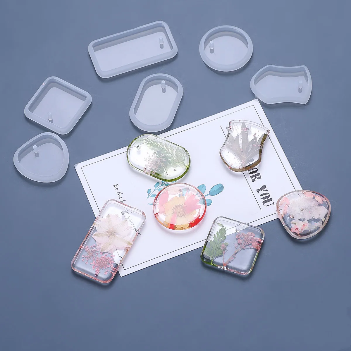 6pcs DIY Love Round Corner Pendant Silicone Mold Square Shield-shaped Listing Crystal Epoxy Resin Mold
6pcs DIY Love Round Corner Pendant Silicone Mold Square Shield-shaped Listing Crystal Epoxy Resin Mold