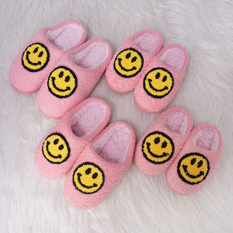 Wholesale bathroom Cute Fuzzy Smile Face Indoor sheep happy kids boy girl baby fur slippers family shoes
Wholesale bathroom Cute Fuzzy Smile Face Indoor sheep happy kids boy girl baby fur slippers family shoes