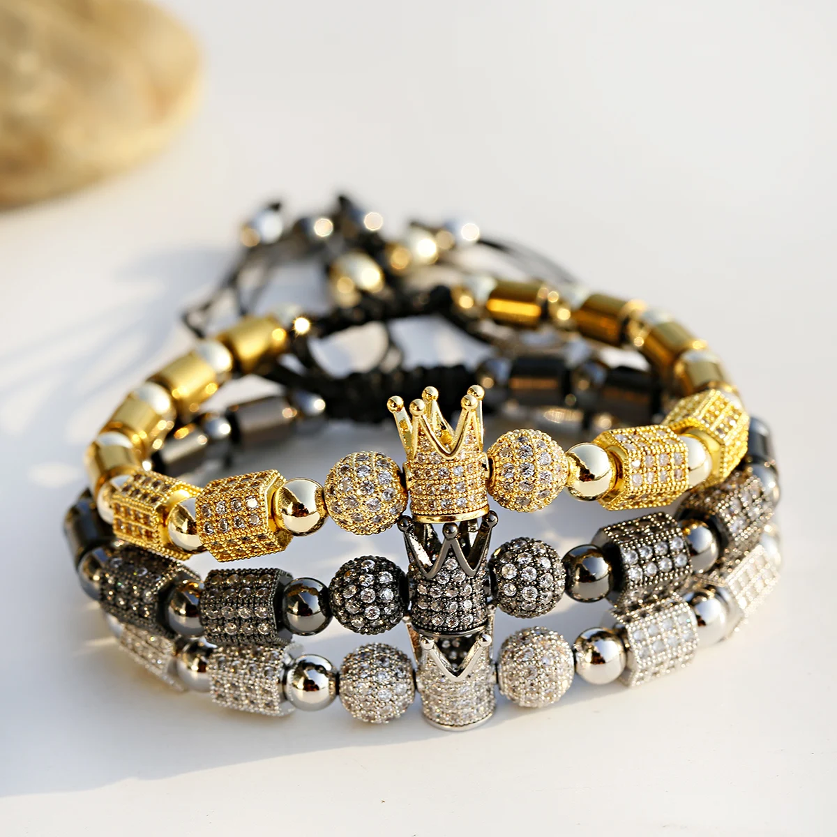 Fashion Mens Copper Plated 18kt Gold Plated Beads Bracelet Luxury Imperial Crown King CZ Hematite Bracelet Jewelry, Multi-colors
Fashion Mens Copper Plated 18kt Gold Plated Beads Bracelet Luxury Imperial Crown King CZ Hematite Bracelet Jewelry, Multi-colors