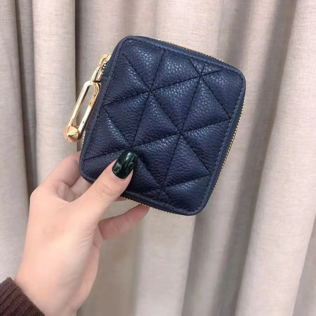 Luxury small fragrance ladies short wallet 2021 new Korean ultra thin coin purse simple and versatile zipper clutch bag, More color
Luxury small fragrance ladies short wallet 2021 new Korean ultra thin coin purse simple and versatile zipper clutch bag, More color