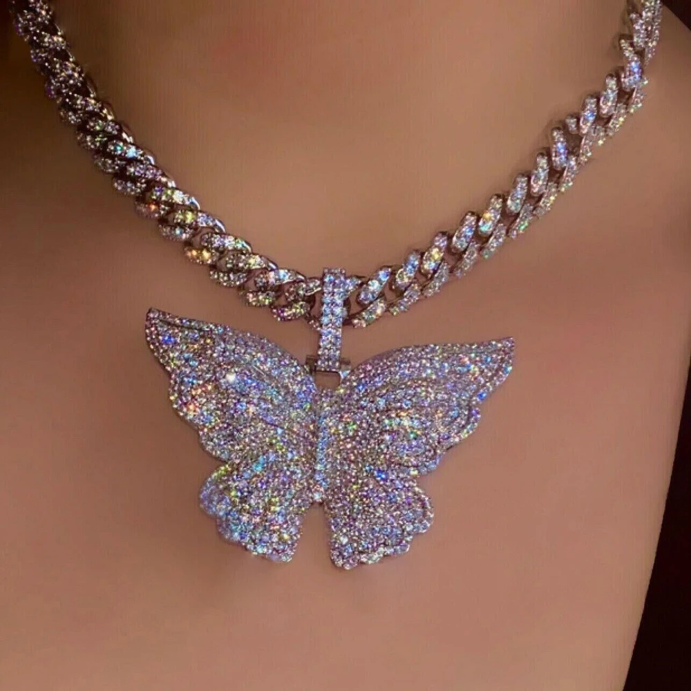 2020 Personality Cool Jewelry Shiny Iced Out Crystal Cuban Chain Choker Pink Rhinestone Big Butterfly Pendant Necklace, Gold,silver color
2020 Personality Cool Jewelry Shiny Iced Out Crystal Cuban Chain Choker Pink Rhinestone Big Butterfly Pendant Necklace, Gold,silver color