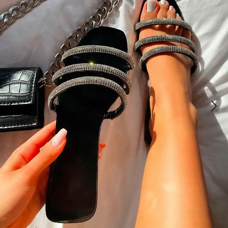Box Slide Out Portion Clear Top Diamond Handle Slides Beach Shoes Women'S Slippers Womens Crystal O Chinelo Quadrado
Box Slide Out Portion Clear Top Diamond Handle Slides Beach Shoes Women'S Slippers Womens Crystal O Chinelo Quadrado
