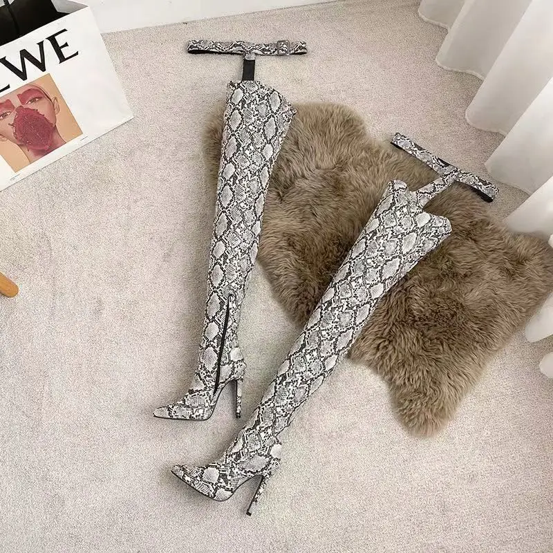 2021 plus size high length boots women latest thin heels shoes snake printed elegant sexy roman style, Picture colors
2021 plus size high length boots women latest thin heels shoes snake printed elegant sexy roman style, Picture colors