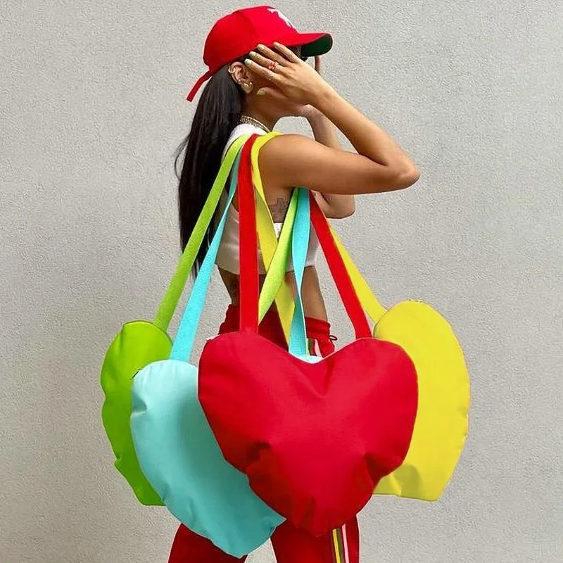 ZHEZHE Hot Sale New Arrivals Fashion Ladies Casual Shoulder Handbag Heart Shape Women Messenger Bags, Black
ZHEZHE Hot Sale New Arrivals Fashion Ladies Casual Shoulder Handbag Heart Shape Women Messenger Bags, Black