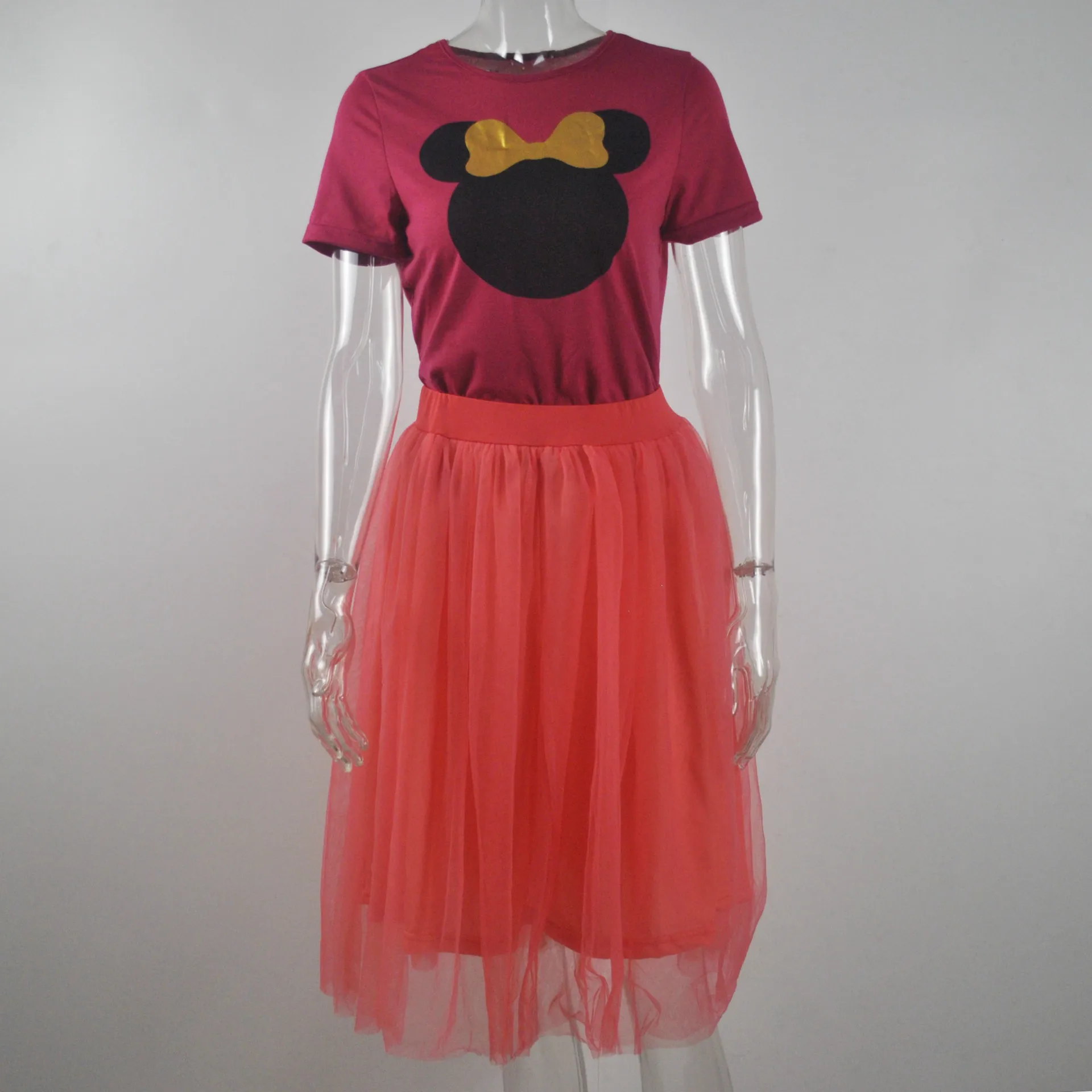 WW-0891 Printed T-shirts Gauze Bust Skirt Suits Women Graphic Tshirt Top Stylish Sexy Dress Women Clothing Sets, Customized color
WW-0891 Printed T-shirts Gauze Bust Skirt Suits Women Graphic Tshirt Top Stylish Sexy Dress Women Clothing Sets, Customized color