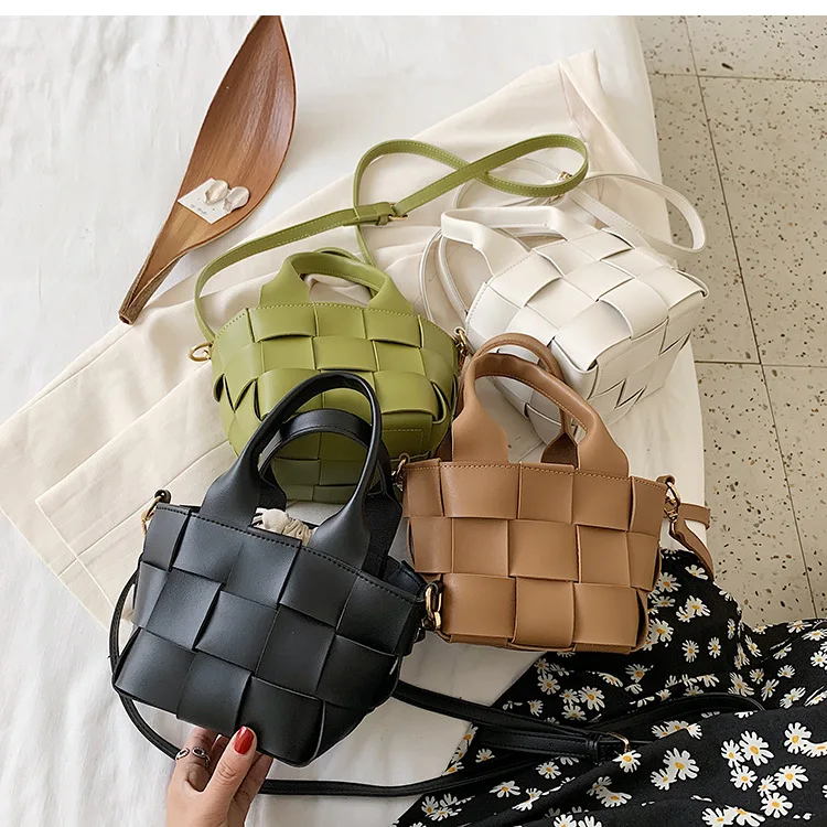 Brand Designer Leather Tote Handbags Large Capacity Tote Bag Luxury Shoulder Messenger Women Bags With Printed Logo
Brand Designer Leather Tote Handbags Large Capacity Tote Bag Luxury Shoulder Messenger Women Bags With Printed Logo