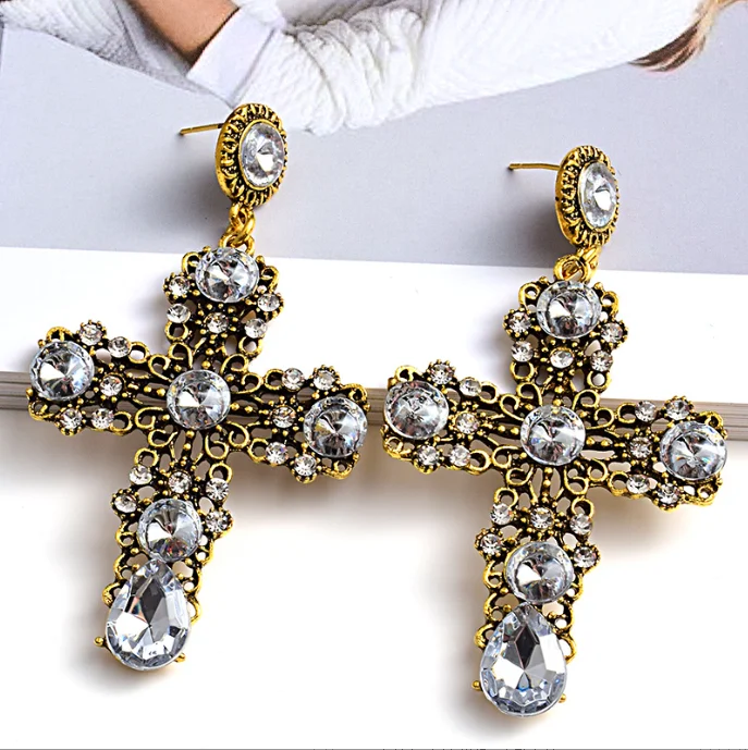 New Design Vintage Long Metal Colorful Crystal Cross Drop Earrings High-Quality Glass Pendant Jewelry Accessories For Women
New Design Vintage Long Metal Colorful Crystal Cross Drop Earrings High-Quality Glass Pendant Jewelry Accessories For Women