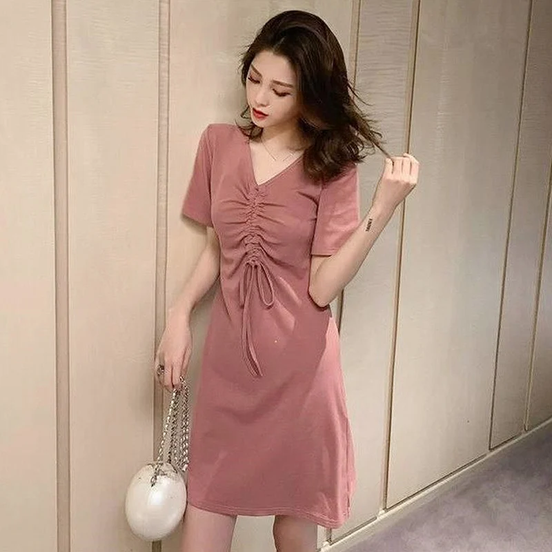 New Fashion Women Summer V-neck Soft Short Sleeve A-line Lace-up Solid Color Drawstring Pleats Simple Casual Short Dress
New Fashion Women Summer V-neck Soft Short Sleeve A-line Lace-up Solid Color Drawstring Pleats Simple Casual Short Dress