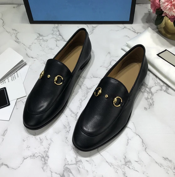 Horsebit loafers female 2021 British style small leather shoes black leather one-leg lazy soft leather flat shoes
Horsebit loafers female 2021 British style small leather shoes black leather one-leg lazy soft leather flat shoes