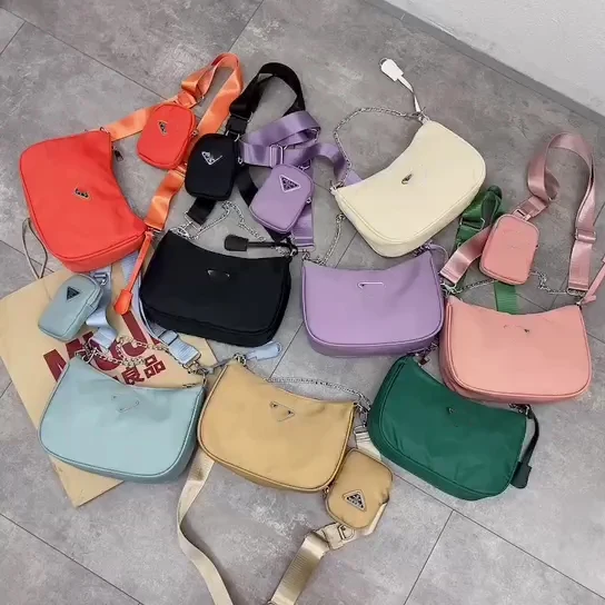 Famous Lady Bag Purse Wallet Handbag Shoulder Bag bag/shoes/belt/sunglasses/socks more information please send inquiry
Famous Lady Bag Purse Wallet Handbag Shoulder Bag bag/shoes/belt/sunglasses/socks more information please send inquiry