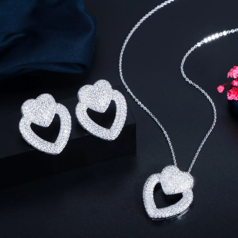 European and American fashion colorful Necklace Earrings Jewelry Set copper inlaid zircon love necklace versatile sweet jewelry, Picture shows
European and American fashion colorful Necklace Earrings Jewelry Set copper inlaid zircon love necklace versatile sweet jewelry, Picture shows
