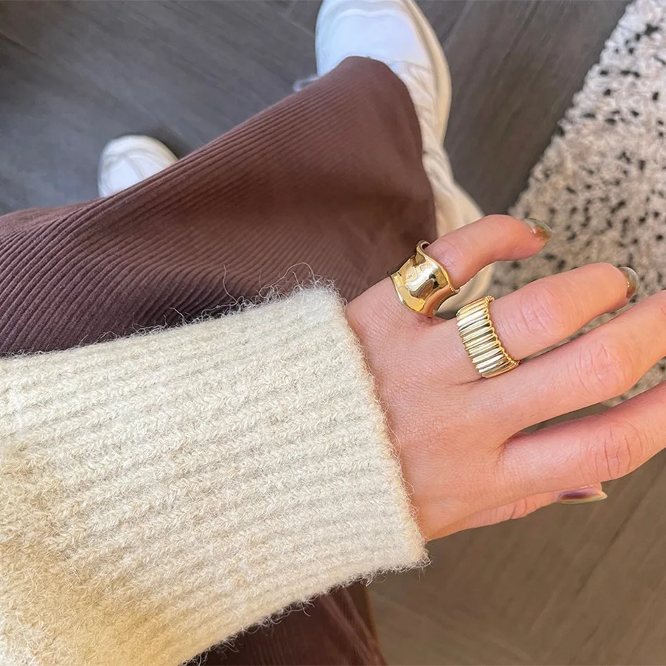 Hot Sale 18K Gold Plated Vertical Stripe Ring 925 Sterling Silver Gear Wheel Shape Open Ring For Gift
Hot Sale 18K Gold Plated Vertical Stripe Ring 925 Sterling Silver Gear Wheel Shape Open Ring For Gift