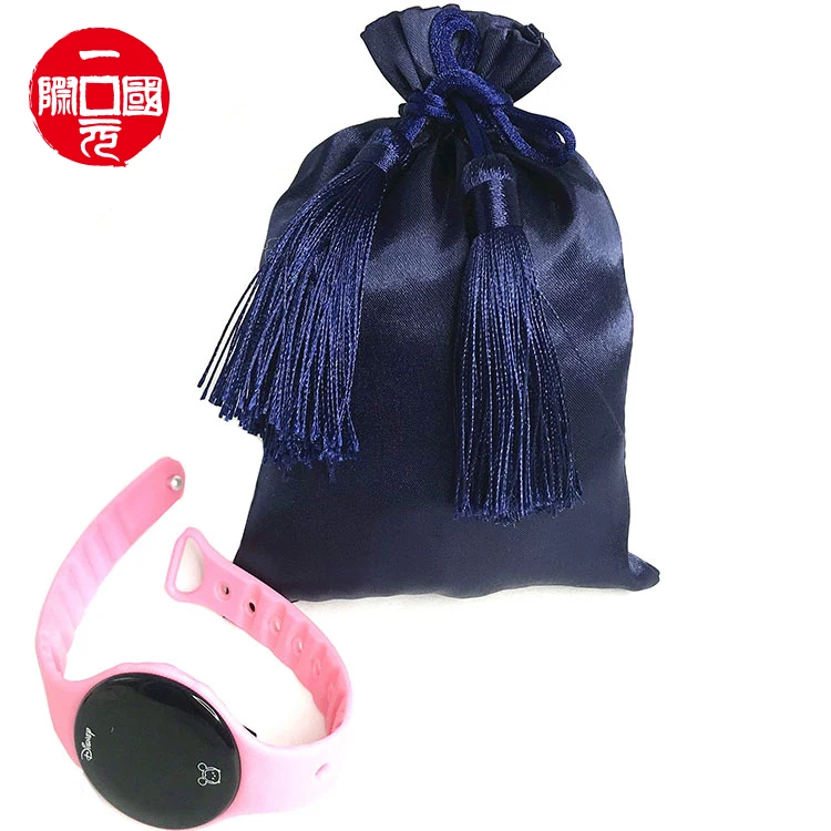 Custom professional luxury small bag wig silk simulation tow pocket jewelry dust bag tassel lipstick packaging bag
Custom professional luxury small bag wig silk simulation tow pocket jewelry dust bag tassel lipstick packaging bag