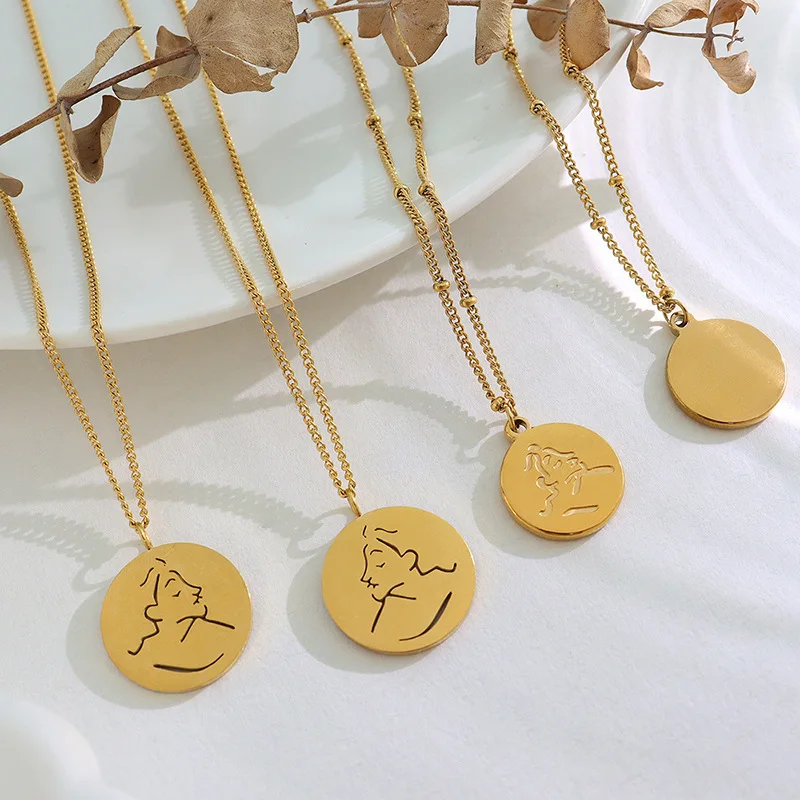 Vintage Design 18K Gold Plated 316L Titanium Steel Human Face Necklaces Geometric Round Disc Pendant Necklaces
Vintage Design 18K Gold Plated 316L Titanium Steel Human Face Necklaces Geometric Round Disc Pendant Necklaces