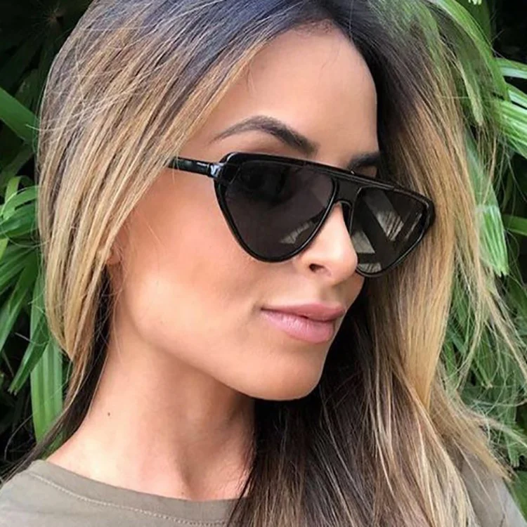 2022 2021 Hot Selling Wholesale Cheap Price UV400 Lens Retro Vintage Style Fashion Colorful Cat Eye Sunglasses
2022 2021 Hot Selling Wholesale Cheap Price UV400 Lens Retro Vintage Style Fashion Colorful Cat Eye Sunglasses