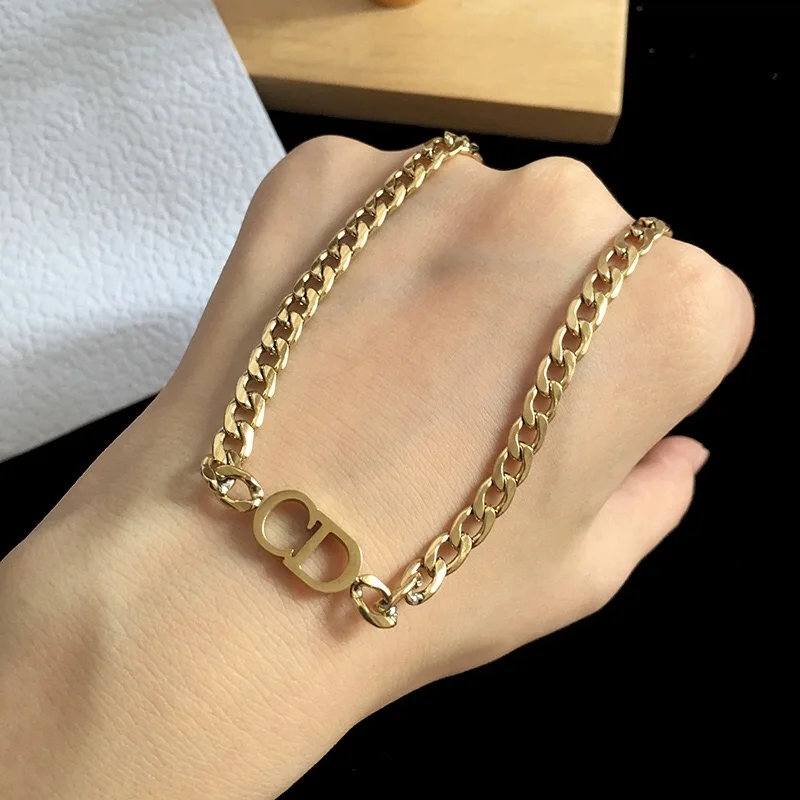 Fashion Jewelry 2021 Women Accessories Gold Plated Jewelry Necklace Titanium Stainless Steel CD Letter Chain Necklace, Gold, silver, rose gold
Fashion Jewelry 2021 Women Accessories Gold Plated Jewelry Necklace Titanium Stainless Steel CD Letter Chain Necklace, Gold, silver, rose gold