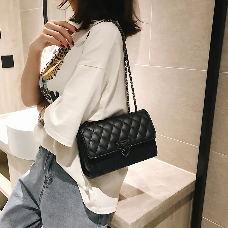 2020 Mini black Shoulder Messenger Bag Fashion Chain Handbags and Purses Lattice Quilted Leather Crossbody Bags For Women, 12colors
2020 Mini black Shoulder Messenger Bag Fashion Chain Handbags and Purses Lattice Quilted Leather Crossbody Bags For Women, 12colors