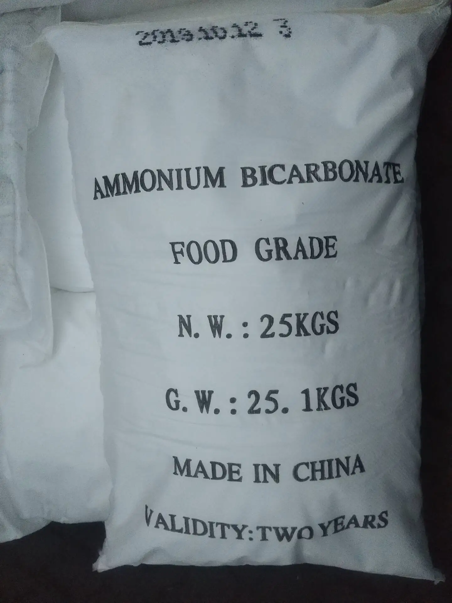 ammonium bicarbonate 99% food grade industry grade