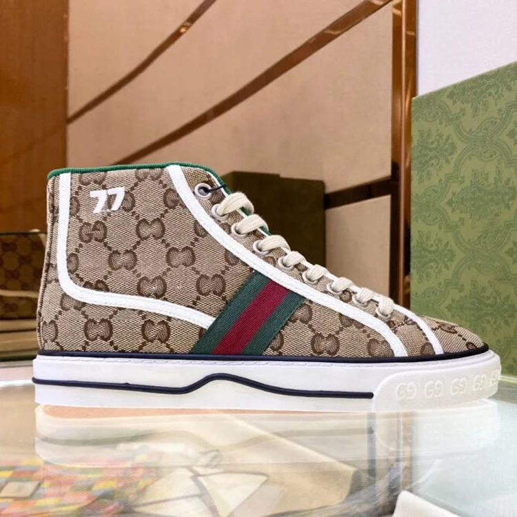 Gucce high quality men's printed Sneakers casual shoes custom brand fashion design canvas shoes for men
Gucce high quality men's printed Sneakers casual shoes custom brand fashion design canvas shoes for men