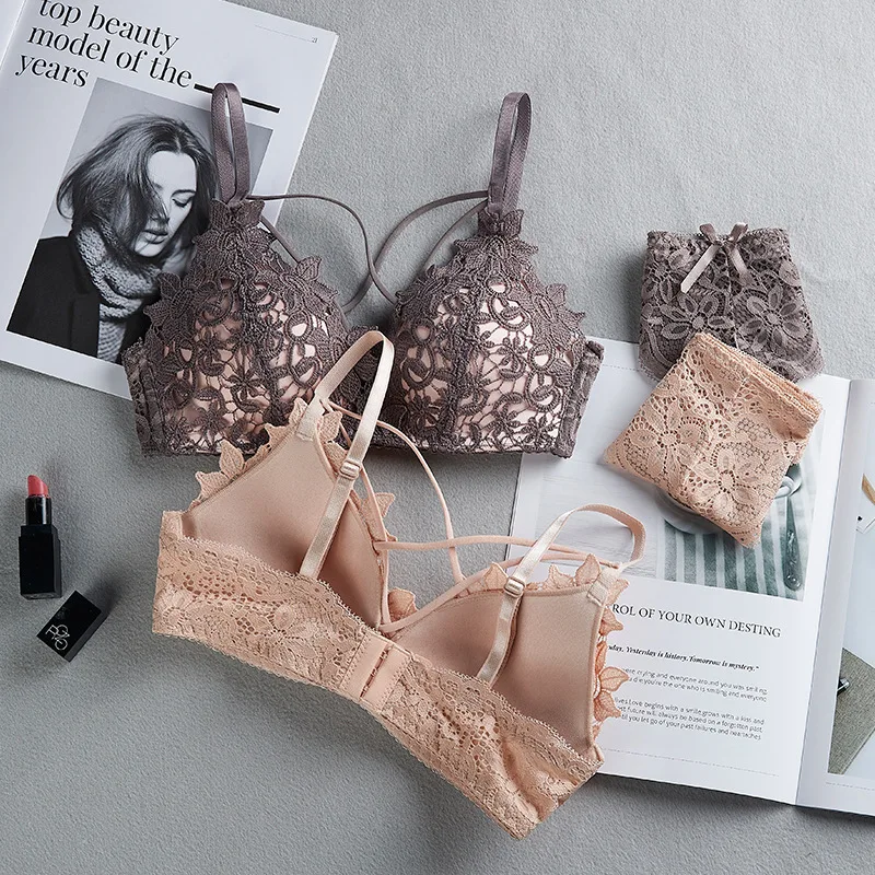 2019 summer new fashion underwear women sexy thin lingerie set 3/4 Cup embroidered lace wireless sexy bra brief sets, 7 colors
2019 summer new fashion underwear women sexy thin lingerie set 3/4 Cup embroidered lace wireless sexy bra brief sets, 7 colors