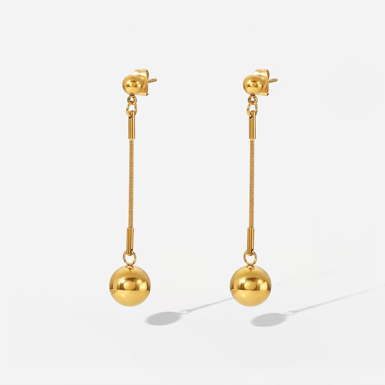 Minimalist Titanium Ball Pendant Long Wire Earrings 18K Gold Plated Drop Line Stud Earrings
Minimalist Titanium Ball Pendant Long Wire Earrings 18K Gold Plated Drop Line Stud Earrings