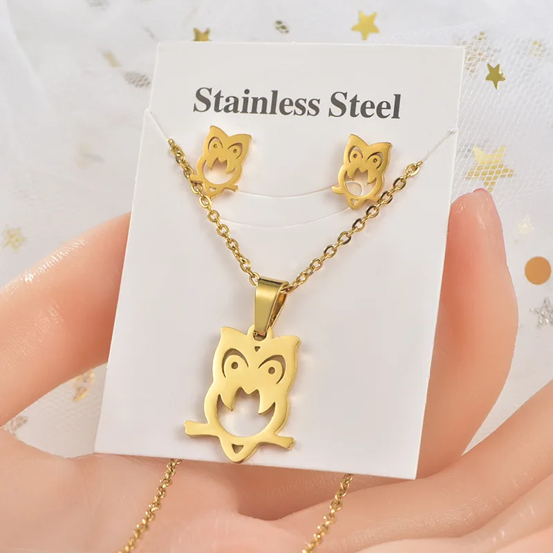 RTS 2021 Titanium Steel Jewelry Earrings Stainless Steel Insect Animal Necklace Earrings Jewelry Two-piece Set For Women
RTS 2021 Titanium Steel Jewelry Earrings Stainless Steel Insect Animal Necklace Earrings Jewelry Two-piece Set For Women