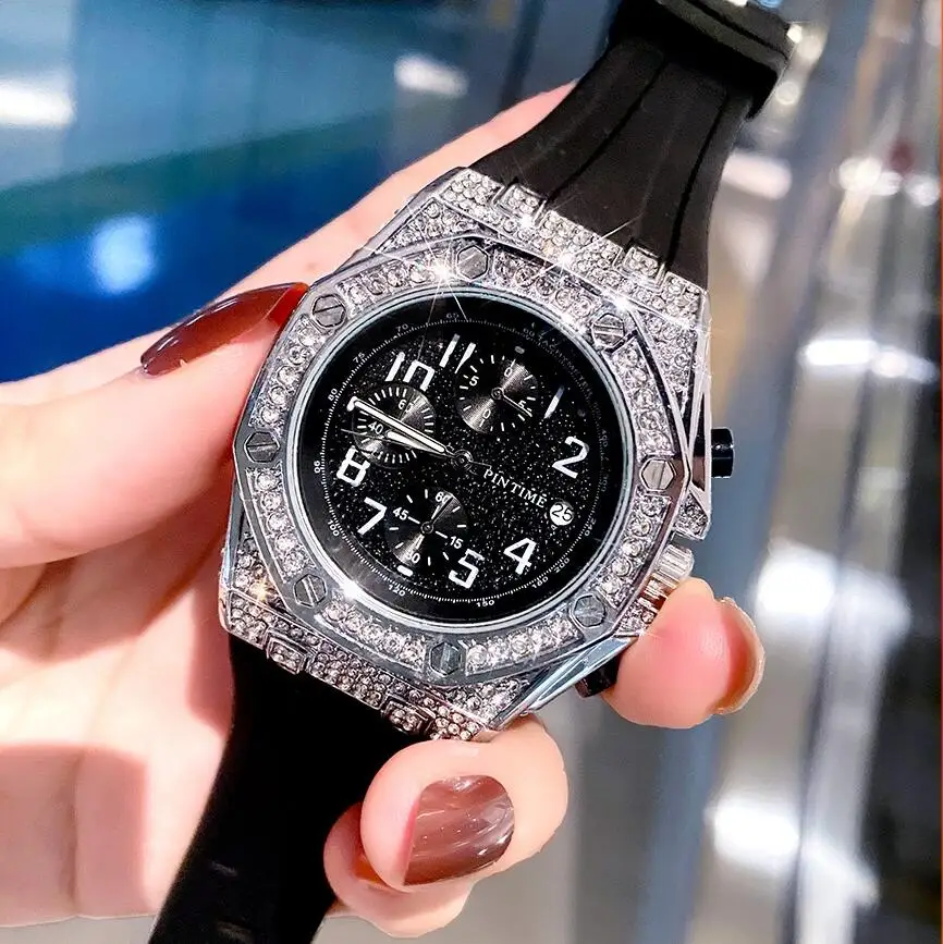 New Silver men watch luxury Chronograph men diamond military sports watch top brand high quality watches
New Silver men watch luxury Chronograph men diamond military sports watch top brand high quality watches