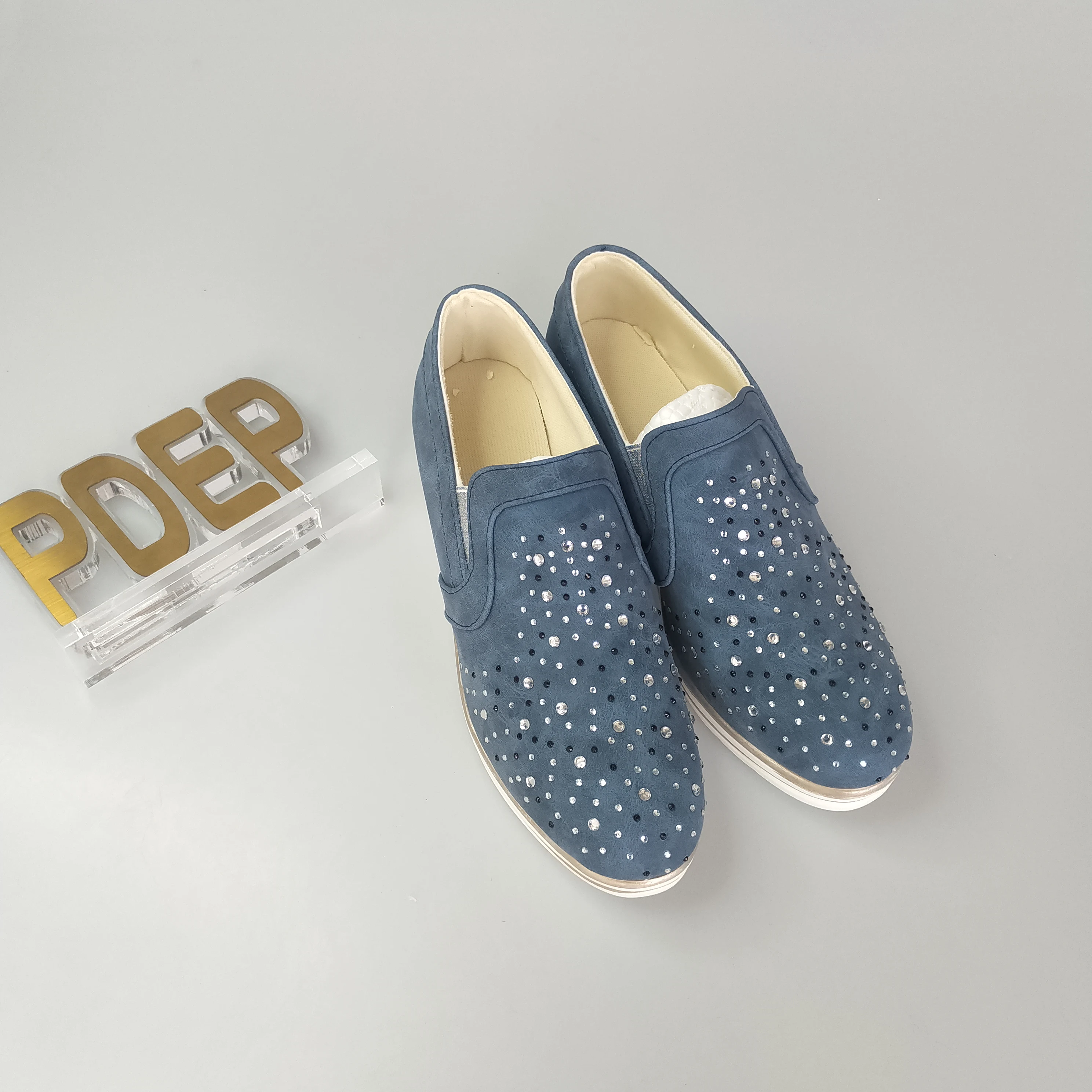 2020 new style hot sale popular autumn flats casual fashion shoes big size ladies shoes sneakers for women, Pink,blue,grey
2020 new style hot sale popular autumn flats casual fashion shoes big size ladies shoes sneakers for women, Pink,blue,grey