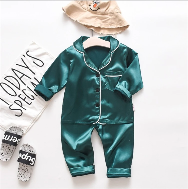 Fashion Print silk pajamas kids Set Long sleeve satin sleepwear kids Set, As picture shows
Fashion Print silk pajamas kids Set Long sleeve satin sleepwear kids Set, As picture shows
