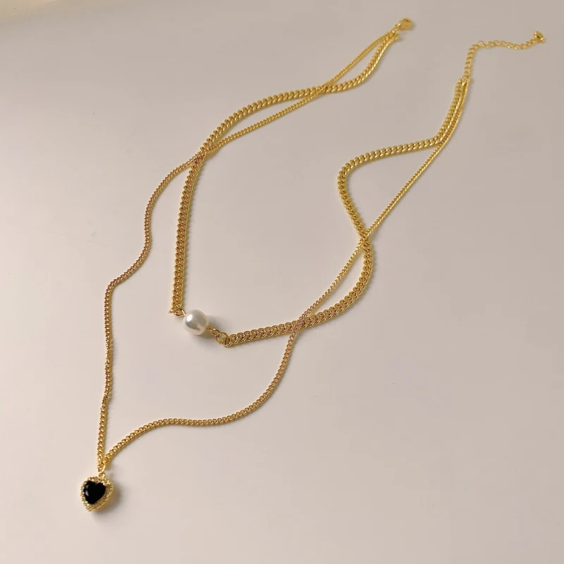 Vershal F-71 Elegant 18k Gold Plated Retro Layers Pearl Black Heart Pendant Necklace
Vershal F-71 Elegant 18k Gold Plated Retro Layers Pearl Black Heart Pendant Necklace