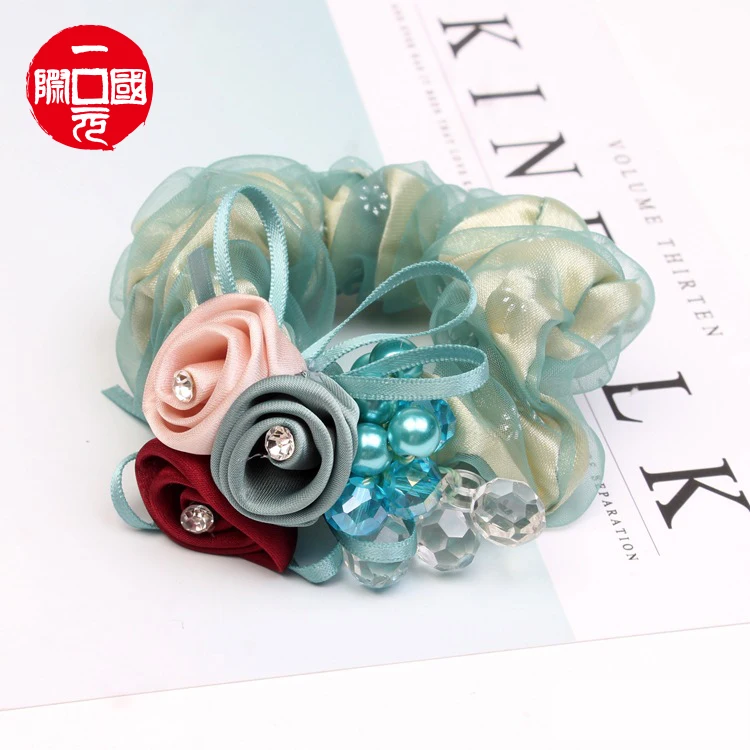 One dollar New Korean style hair accessories fashion double-layer lace wide hair rope three-flower crystal beaded head rope bout
One dollar New Korean style hair accessories fashion double-layer lace wide hair rope three-flower crystal beaded head rope bout