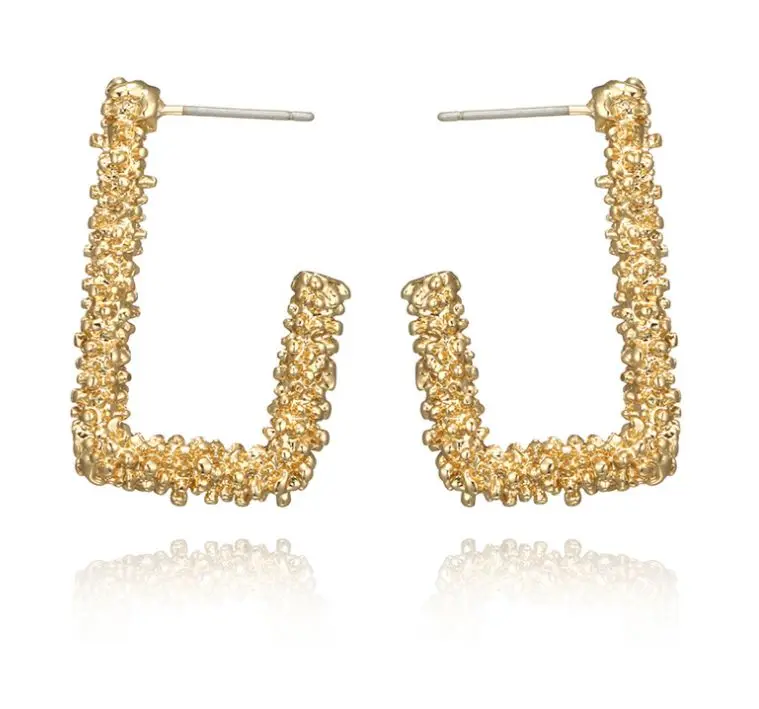 2021 Trend Fashion Jewelry Golden Big hoop Earrings Korean Geometry Metal Gold Earrings For women Female Retro Drop Earrings
2021 Trend Fashion Jewelry Golden Big hoop Earrings Korean Geometry Metal Gold Earrings For women Female Retro Drop Earrings