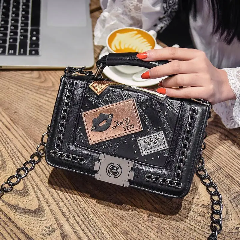 Hot Chic PU Leather Badge Small Square Handbags Crossbody Shoulder Purse Rivet Chain Bag for Women
Hot Chic PU Leather Badge Small Square Handbags Crossbody Shoulder Purse Rivet Chain Bag for Women