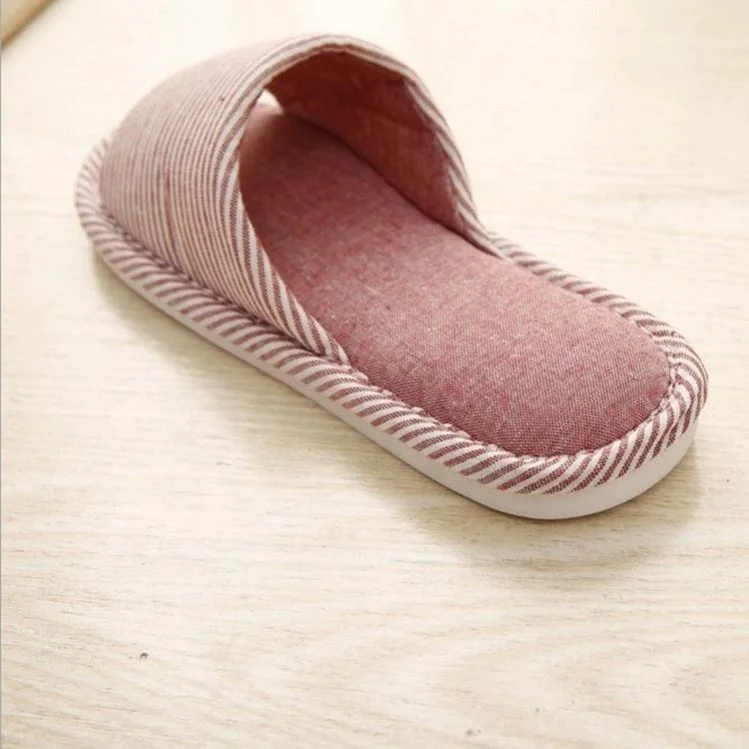 Hot Sale Slipper Plush Animal New Style House Teddy Bear slippers/slides With Wholesale Price
Hot Sale Slipper Plush Animal New Style House Teddy Bear slippers/slides With Wholesale Price