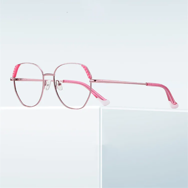 Hot selling adult optical eyewear fashion geometric glasses full metal thin frame blue light blocking eyeglasses frame for women, Mix color or custom colors
Hot selling adult optical eyewear fashion geometric glasses full metal thin frame blue light blocking eyeglasses frame for women, Mix color or custom colors