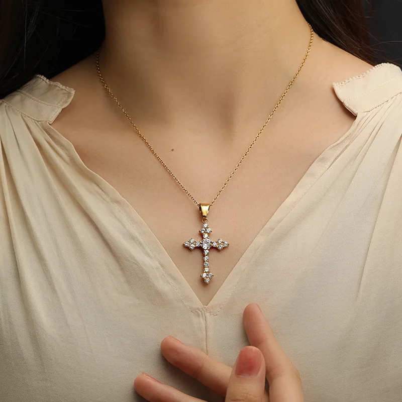 Fashion Waterproof Jewelry 18K Gold Plated Stainless Steel Micro Insert Cubic Zirconia Jesus Cross Pendant Necklace YF3584
Fashion Waterproof Jewelry 18K Gold Plated Stainless Steel Micro Insert Cubic Zirconia Jesus Cross Pendant Necklace YF3584