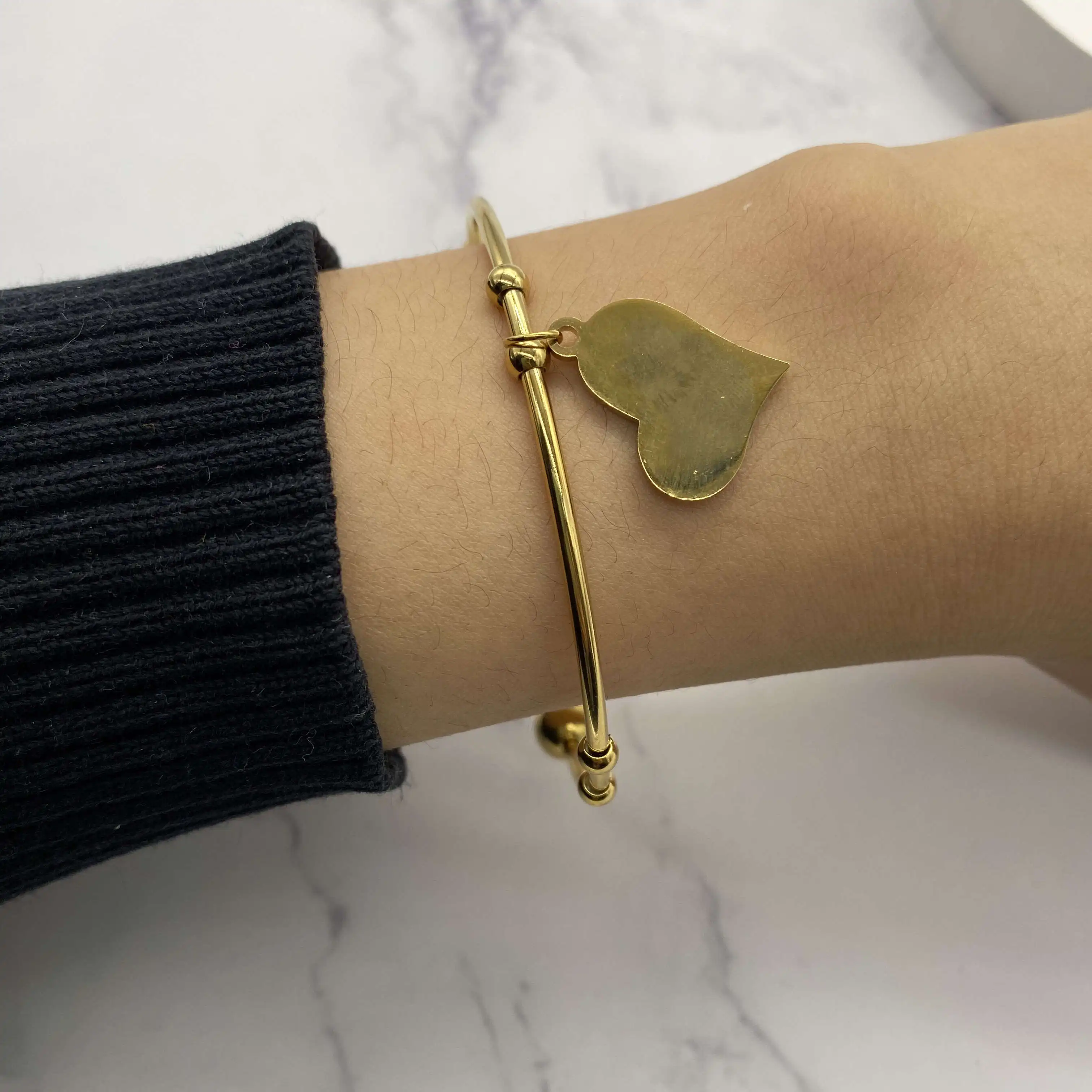 CHIC Stylish Golden Titanium Steel Love Heart Charm Bangle Polished Asymmetry Heart Shape Cuff Open Bracelet For Women
CHIC Stylish Golden Titanium Steel Love Heart Charm Bangle Polished Asymmetry Heart Shape Cuff Open Bracelet For Women