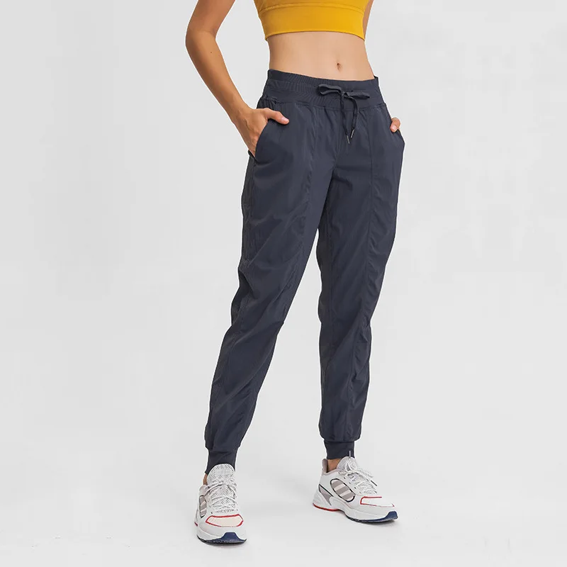 ins new women's autumn and winter woven pocket yoga pants loose-fitting trousers quick drying elastic sports casual pants
ins new women's autumn and winter woven pocket yoga pants loose-fitting trousers quick drying elastic sports casual pants