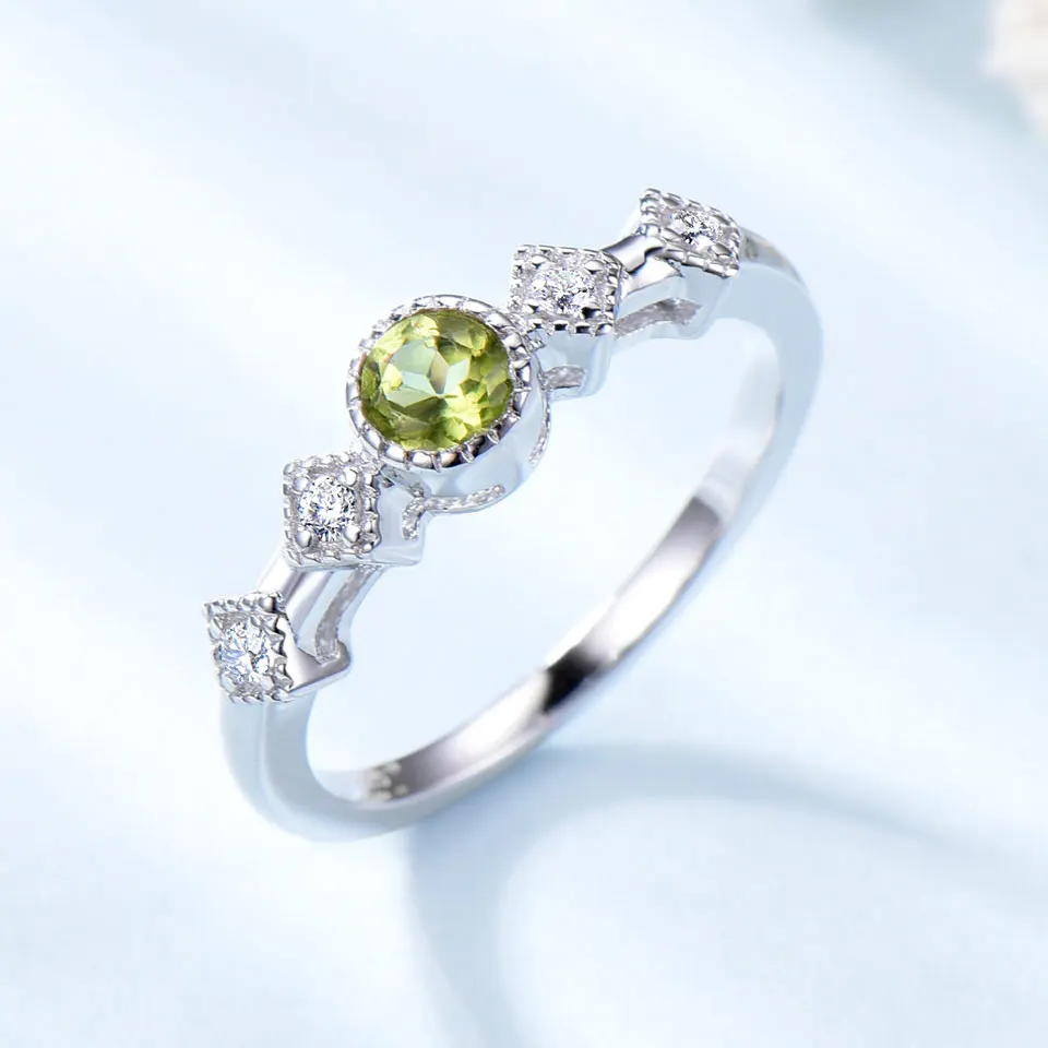 Wholesale factory prices fashion women jewelry 925 sterling silver gem stone light green ring, Picture
Wholesale factory prices fashion women jewelry 925 sterling silver gem stone light green ring, Picture