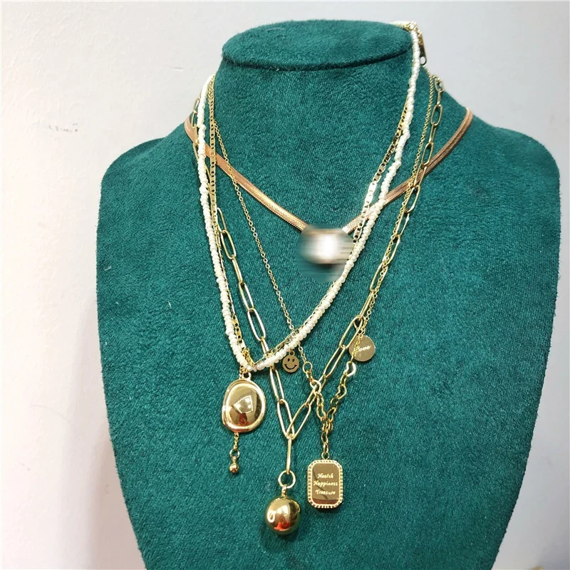 PUSHI fashion jewelry 2022 geometric small waist necklace titanium steel cheap sweater chain water waving chain
PUSHI fashion jewelry 2022 geometric small waist necklace titanium steel cheap sweater chain water waving chain
