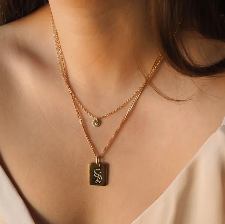 18k Gold Plated Stainless Steel Jewelry Fashion Minimalist Old English Personalize Design Necklace, Gold,rose gold,black and silver
18k Gold Plated Stainless Steel Jewelry Fashion Minimalist Old English Personalize Design Necklace, Gold,rose gold,black and silver