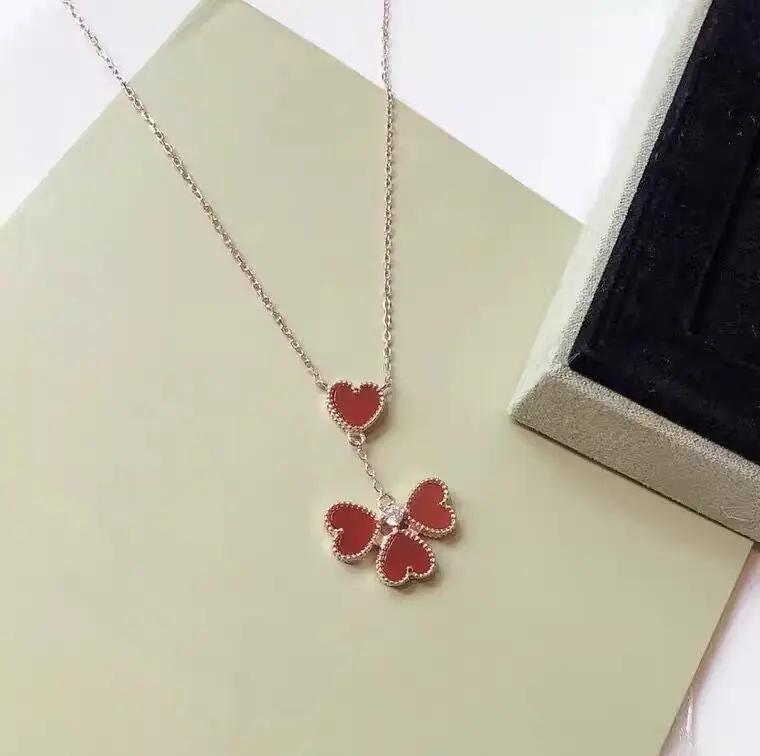 925 Sterling Silver 18K Gold Plated Flower Necklace clover Carnelian Love Heart Pendant Valentine's Day Jewelry
925 Sterling Silver 18K Gold Plated Flower Necklace clover Carnelian Love Heart Pendant Valentine's Day Jewelry