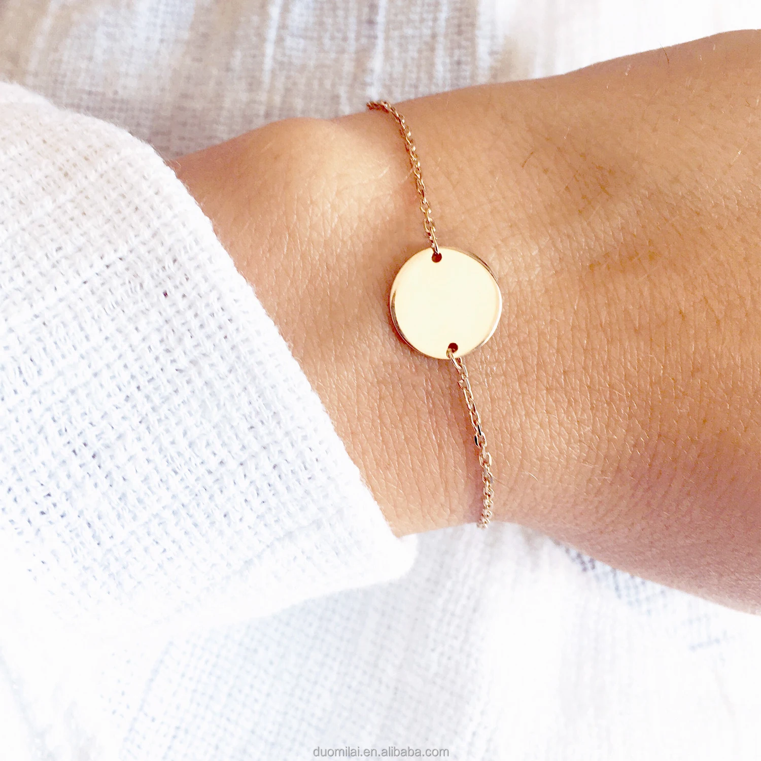 Delicate, personalized, custom lettered and patterned bracelets made of stainless steel women girls
Delicate, personalized, custom lettered and patterned bracelets made of stainless steel women girls
