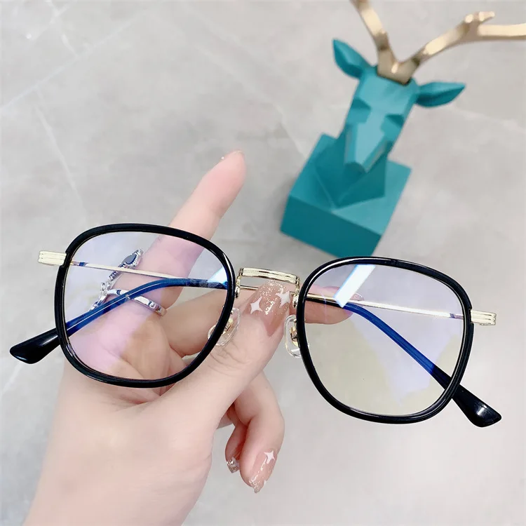 01001 new fashion blue light blocking glasses rectangle metal computer anti glare optical glasses frame, Picture colors
01001 new fashion blue light blocking glasses rectangle metal computer anti glare optical glasses frame, Picture colors