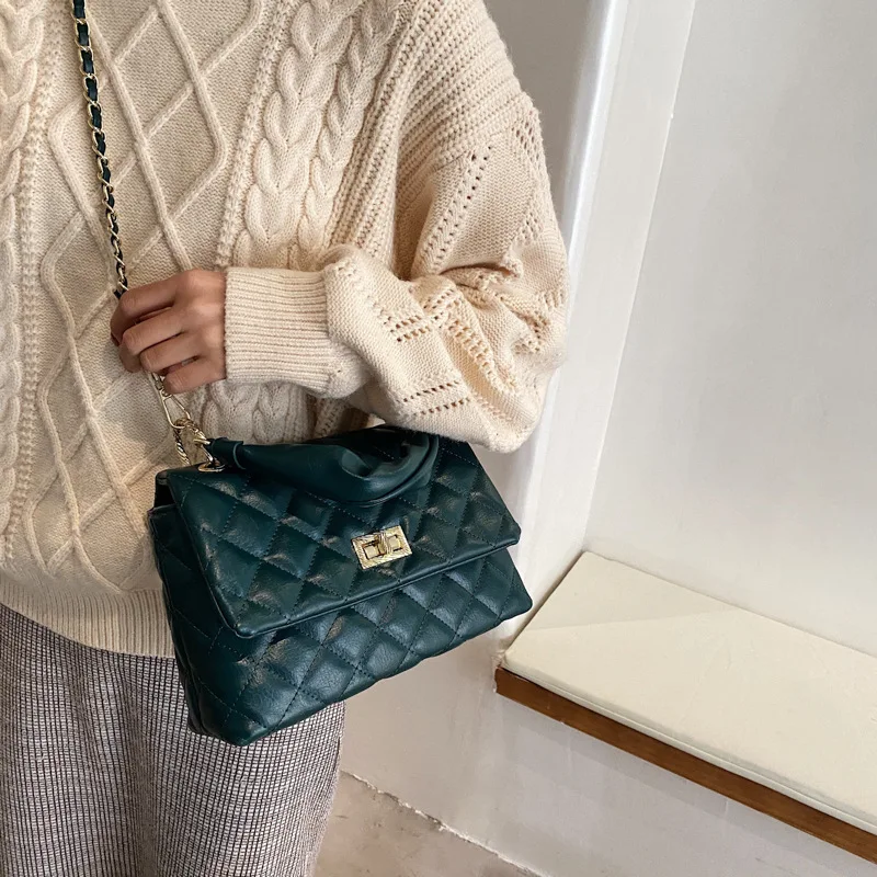 ST-0816 The New Tide Joker Female Package Small Sweet Wind One Shoulder His Small Package Casual Chain Ladies Handbags, Multi color
ST-0816 The New Tide Joker Female Package Small Sweet Wind One Shoulder His Small Package Casual Chain Ladies Handbags, Multi color