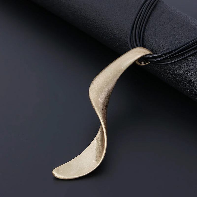 TongLing necklace alloy twisted geometric S shaped pendant drop jewelry multi layer necklace for women
TongLing necklace alloy twisted geometric S shaped pendant drop jewelry multi layer necklace for women