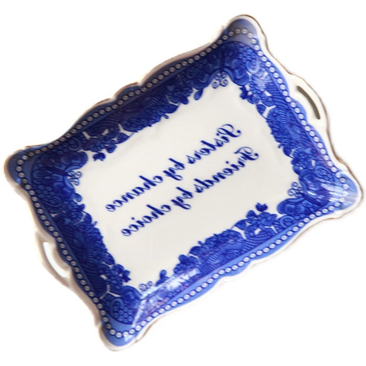 Vintage exquisite golden border small jewelry porcelain plate for home gifts and friends use China wholesale, Blue
Vintage exquisite golden border small jewelry porcelain plate for home gifts and friends use China wholesale, Blue