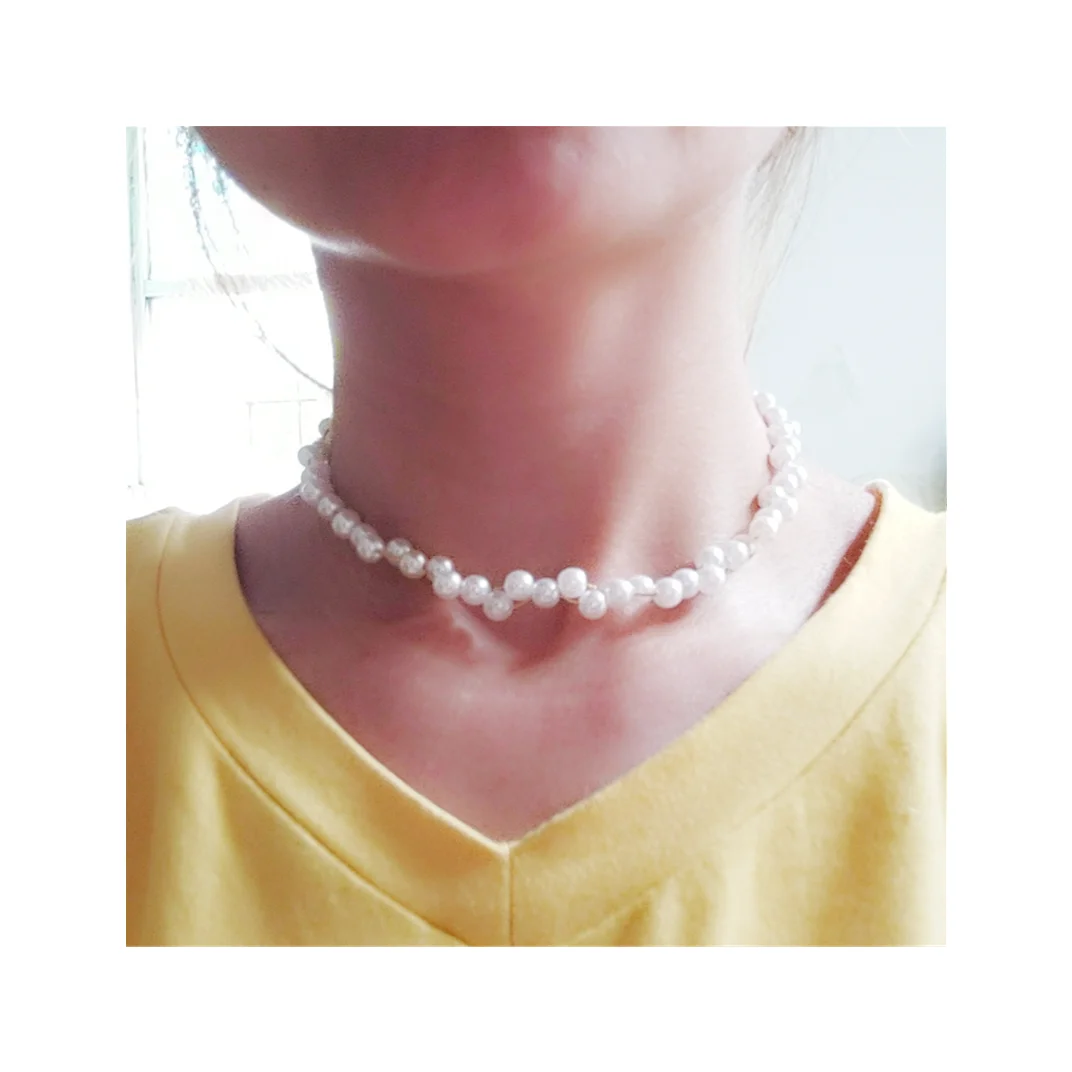 New style simple Japanese and Korean pearl collarbone chain temperament beach pearl neck belt short necklace
New style simple Japanese and Korean pearl collarbone chain temperament beach pearl neck belt short necklace